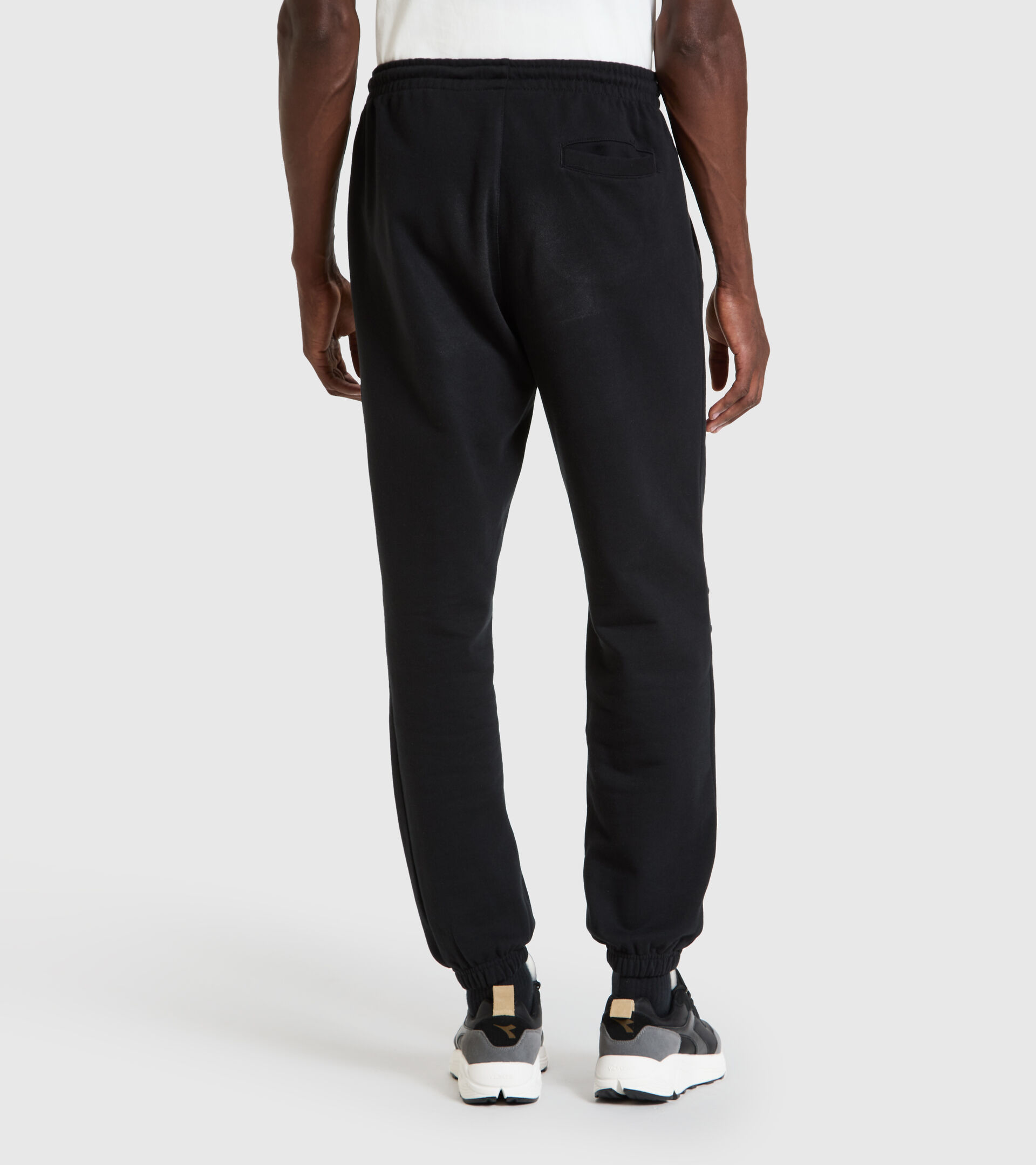 Pantalones deportivos - Unisex PANT SQUADRA NEGRO - Diadora