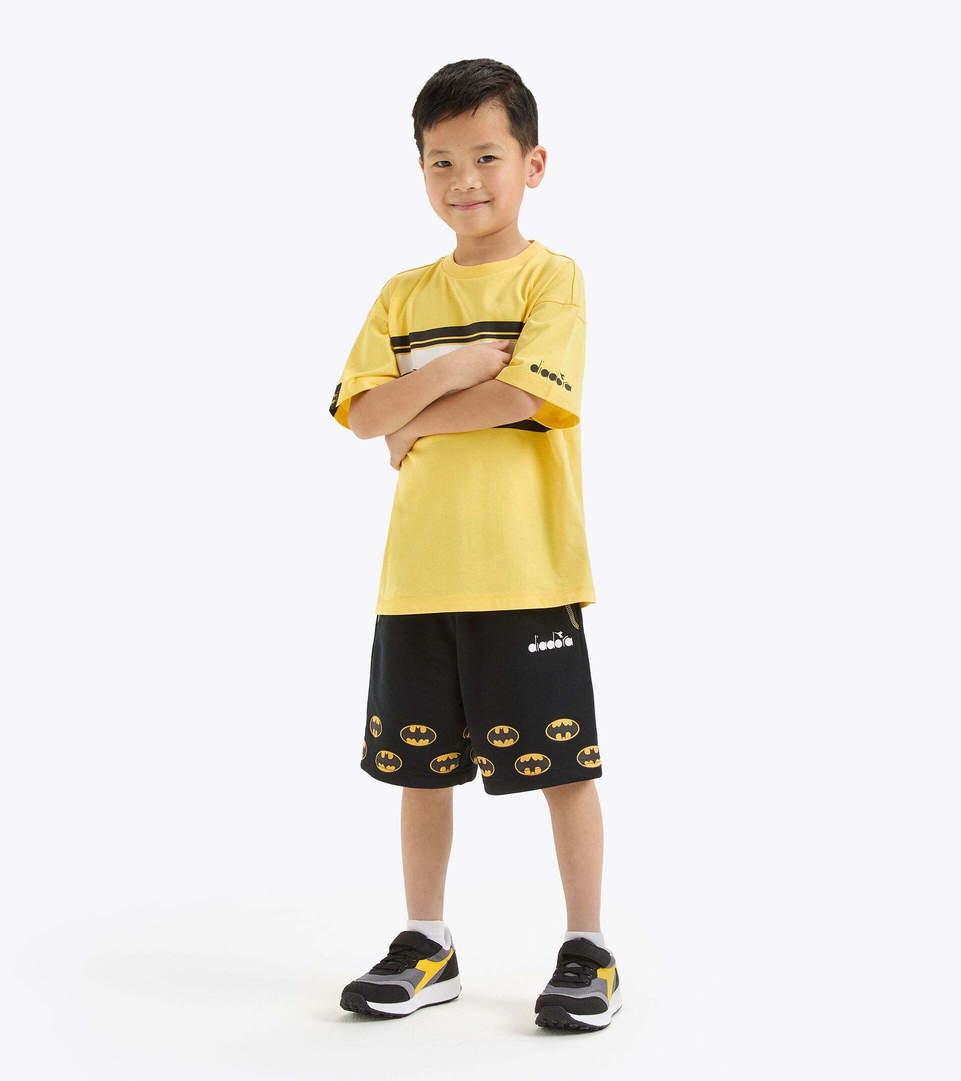 T-shirt supereroi - Bambini e bambine 
 JU.T-SHIRT SS SUPERHEROES GIALLO PIOPPO - Diadora