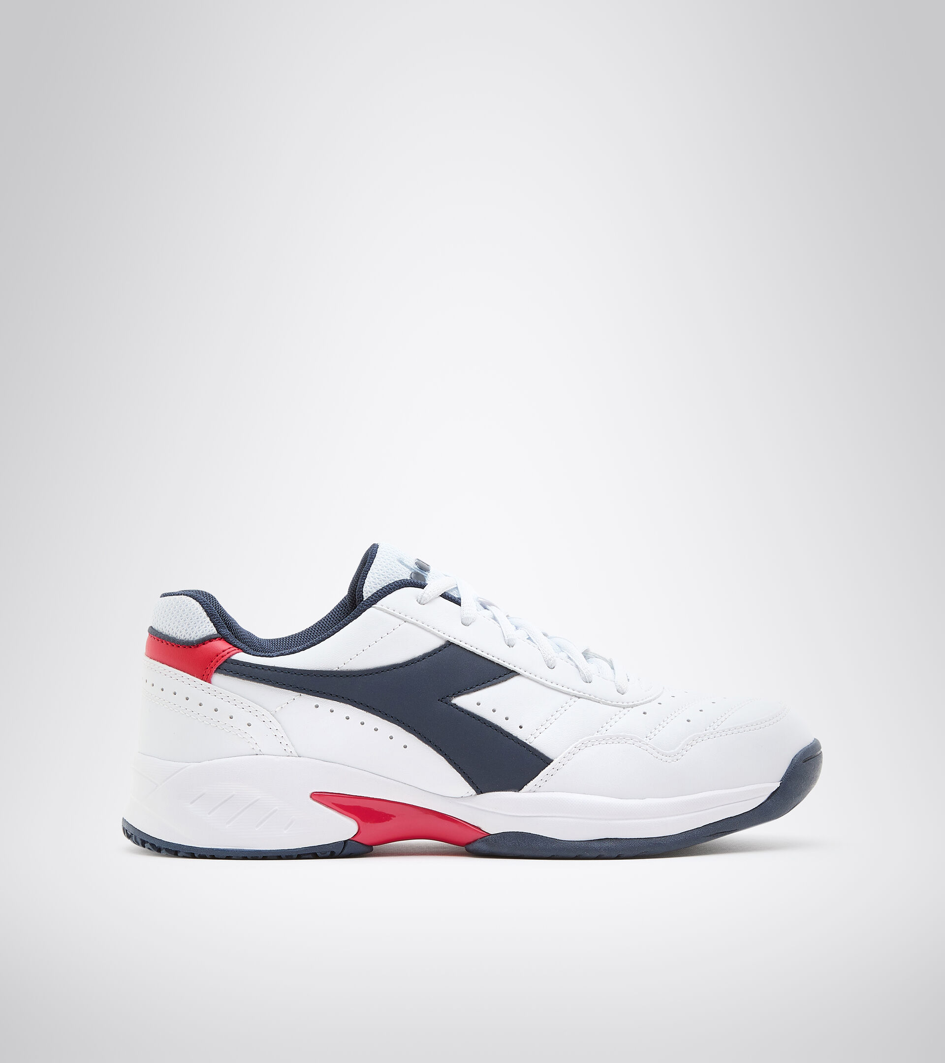 diadora tennis shoes