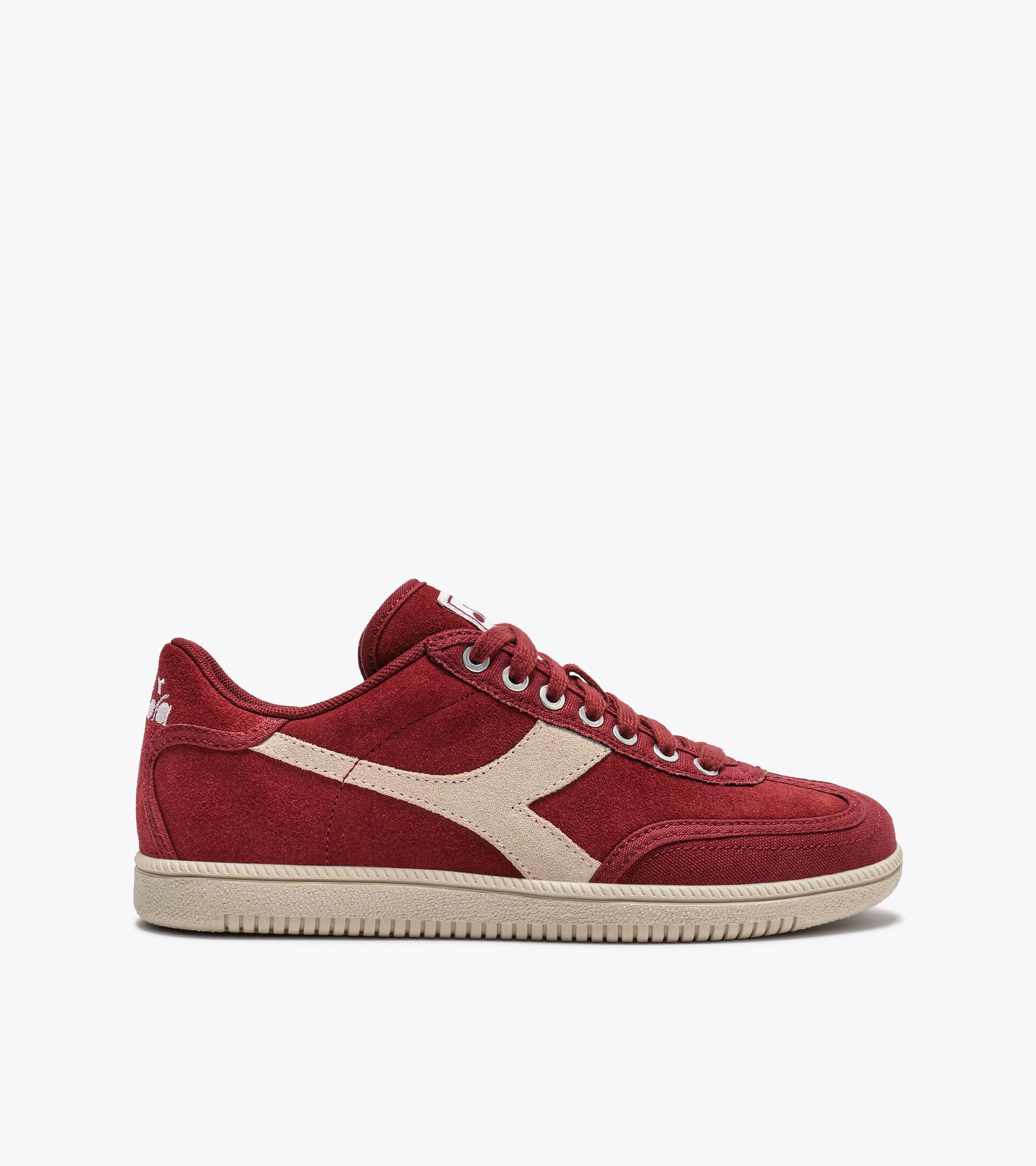 Zapatilla retro-running de ante - Para todos los g&eacute;neros
 TRAINER SUEDE ROJO CUERO - Diadora