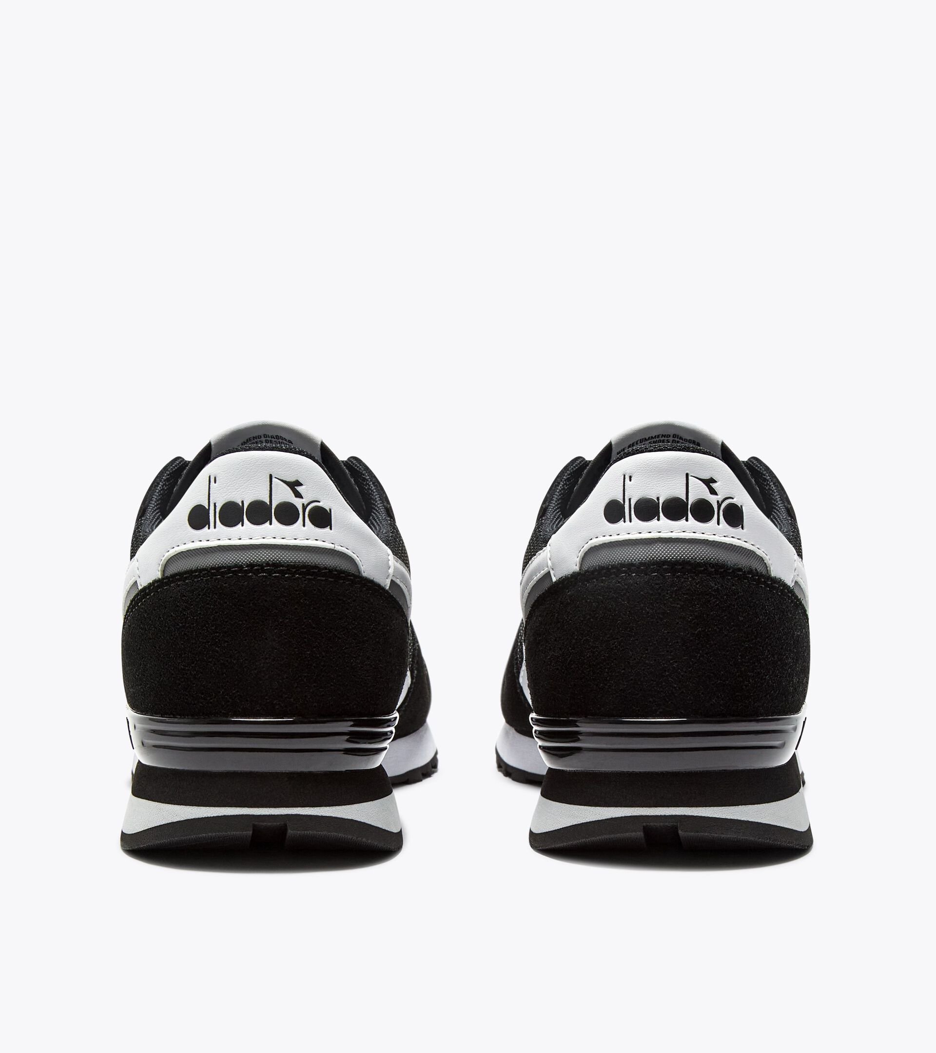 Suede leather sneaker - All-gender CAMARO M2 BLACK - Diadora