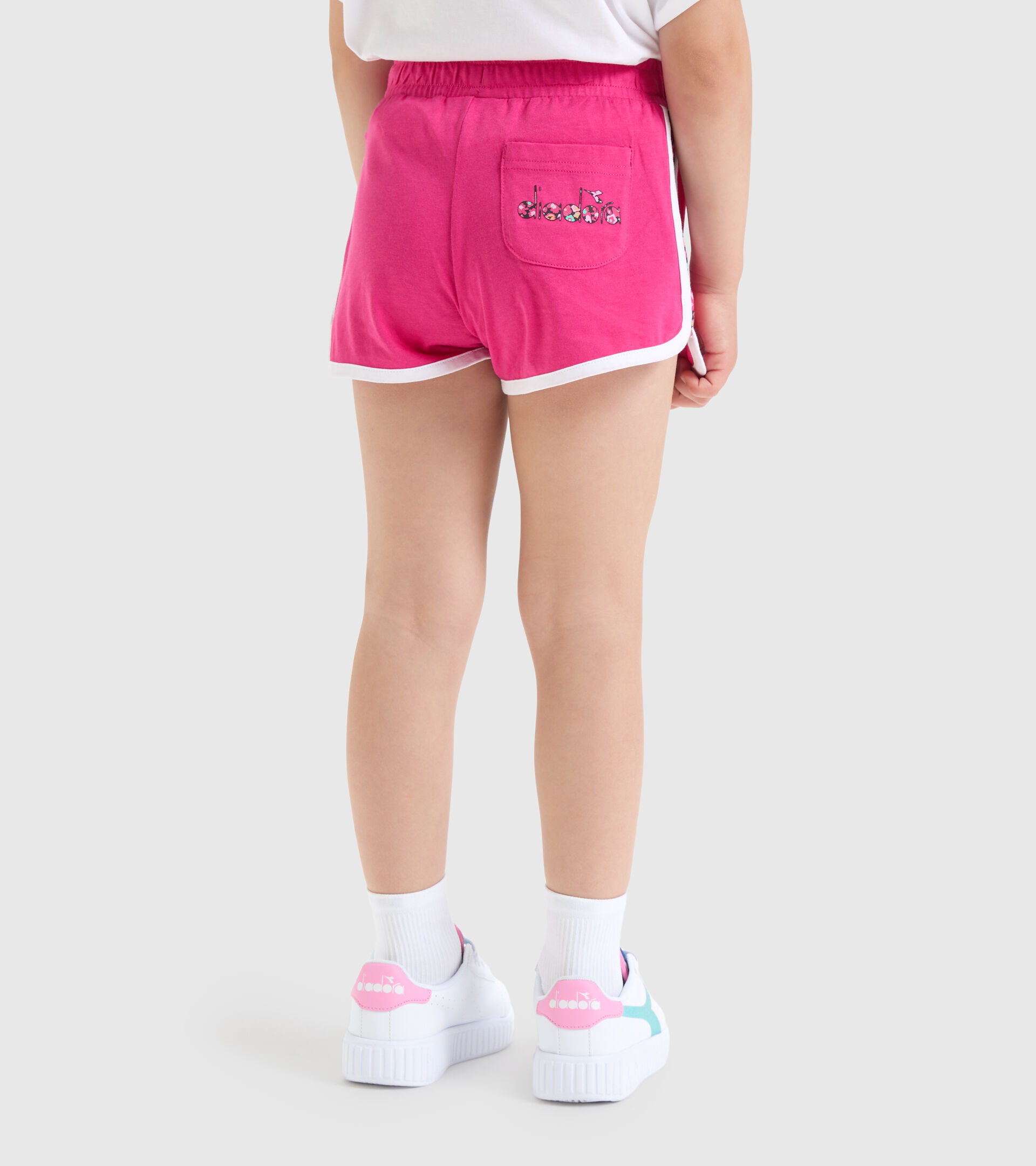 Cotton sports shorts - Girls JG.SHORT BLOSSOM SHOCKING PINK - Diadora