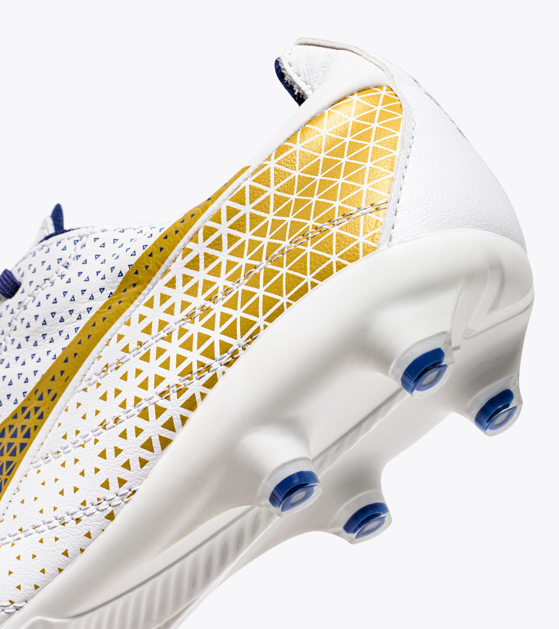 Calcio boots for firm ground - Men's BRASIL ELITE GR LT LP12 WHITE/MAZARINE BLUE/GOLD - Diadora