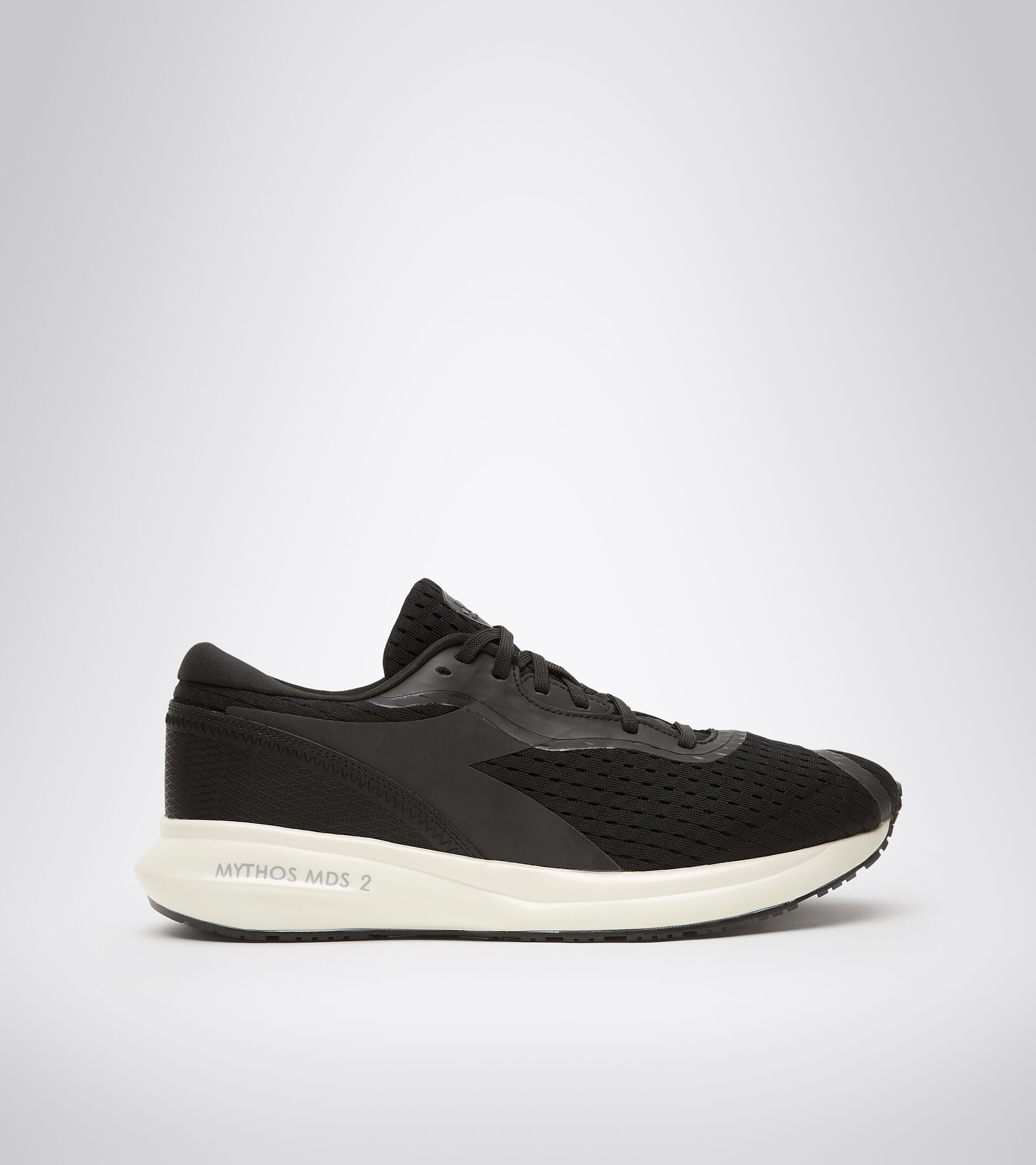 Chaussures de running - Homme MYTHOS MDS 2 NOIR/BLANC (C7406) - Diadora