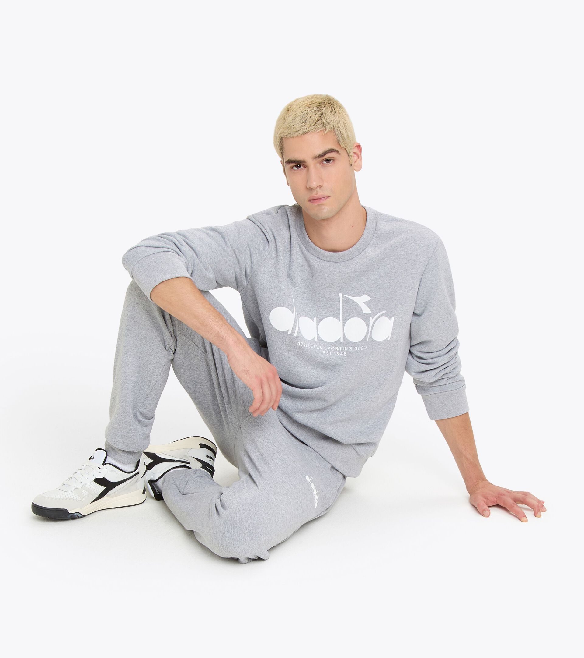 Sweatshirt aus Baumwolle mit rundem Ausschnitt - alle Geschlechter SWEATSHIRT CREW LOGO HOCHHAUS MELANGE - Diadora