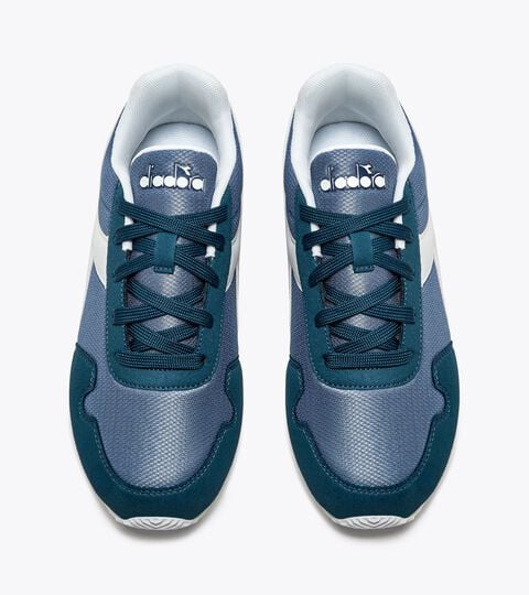 SIMPLE RUN GS, LEGION BLUE/WHITE Sports shoes - Youth 8-16 years
SIMPLE RUN GS LEGION BLUE/WHITE - Diadora