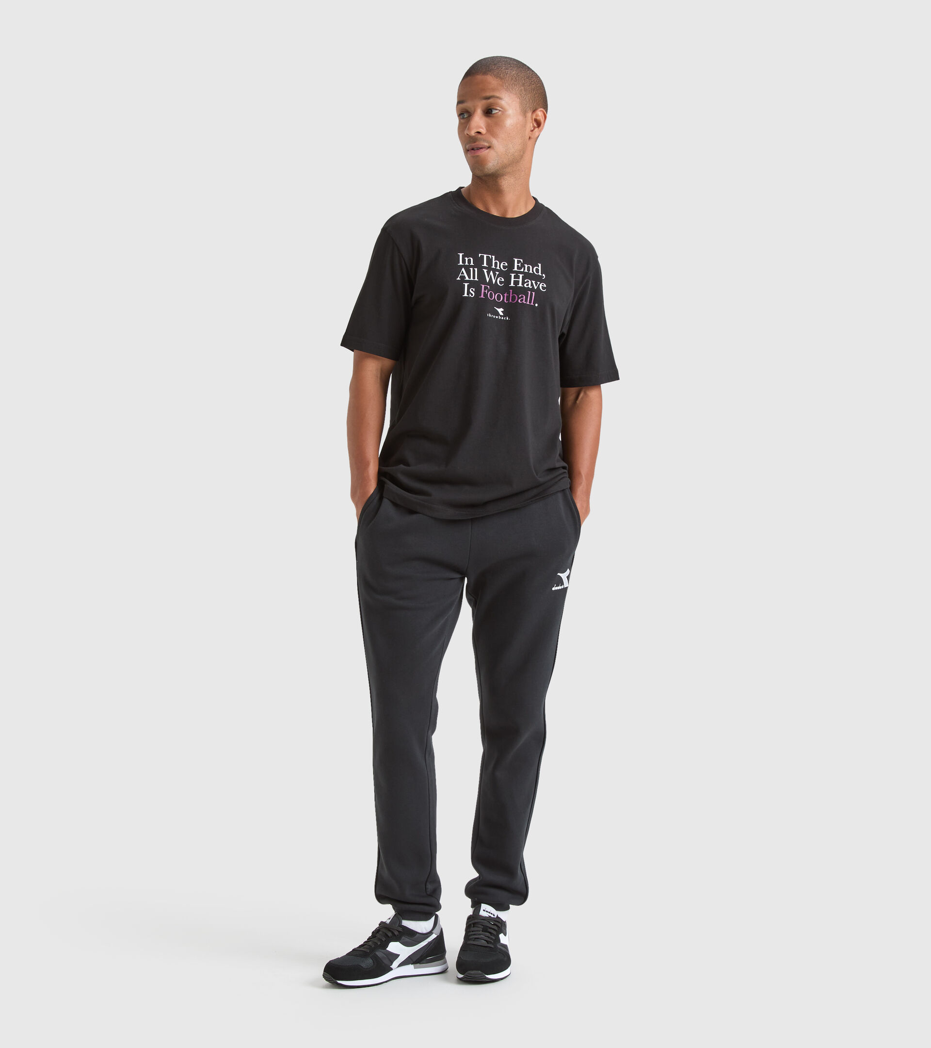 Throwback sports T-shirt - Unisex T-SHIRT SS MESSAGE BLACK - Diadora
