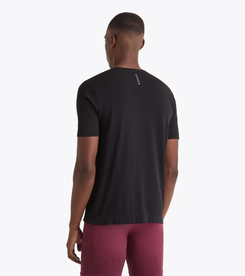 SS T-SHIRT STRATOUNO, BLACK Technical t-shirt for temperature control - Running - Men’s
SS T-SHIRT STRATOUNO BLACK - Diadora