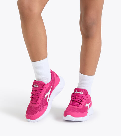 ROBIN 3 JR, BEETROOT PURPLE/WHITE Junior lace-up running shoe - Unisex ROBIN 3 JR BEETROOT PURPLE/WHITE - Diadora