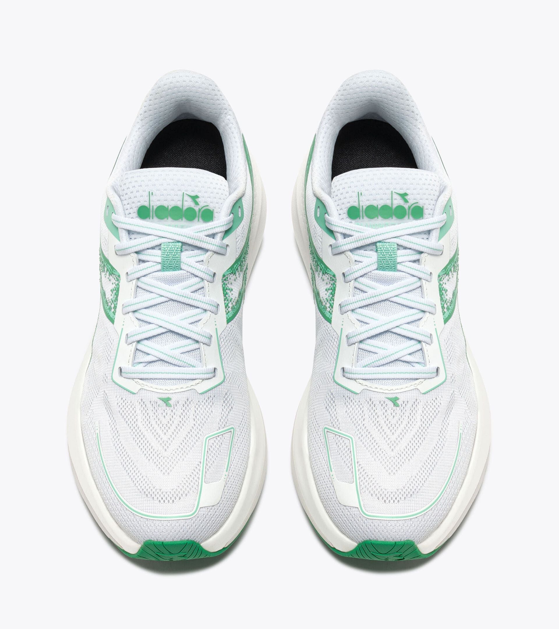 Running shoe - Stability and protection - Women&rsquo;s MYTHOS BLUSHIELD VIGORE V W WHITE /CABBAGE - Diadora