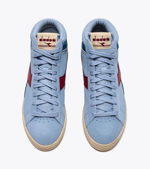 Sporty sneakers - All-Gender GAME L HIGH SUEDE WAXED LIGHT SKY-BLUE - Diadora