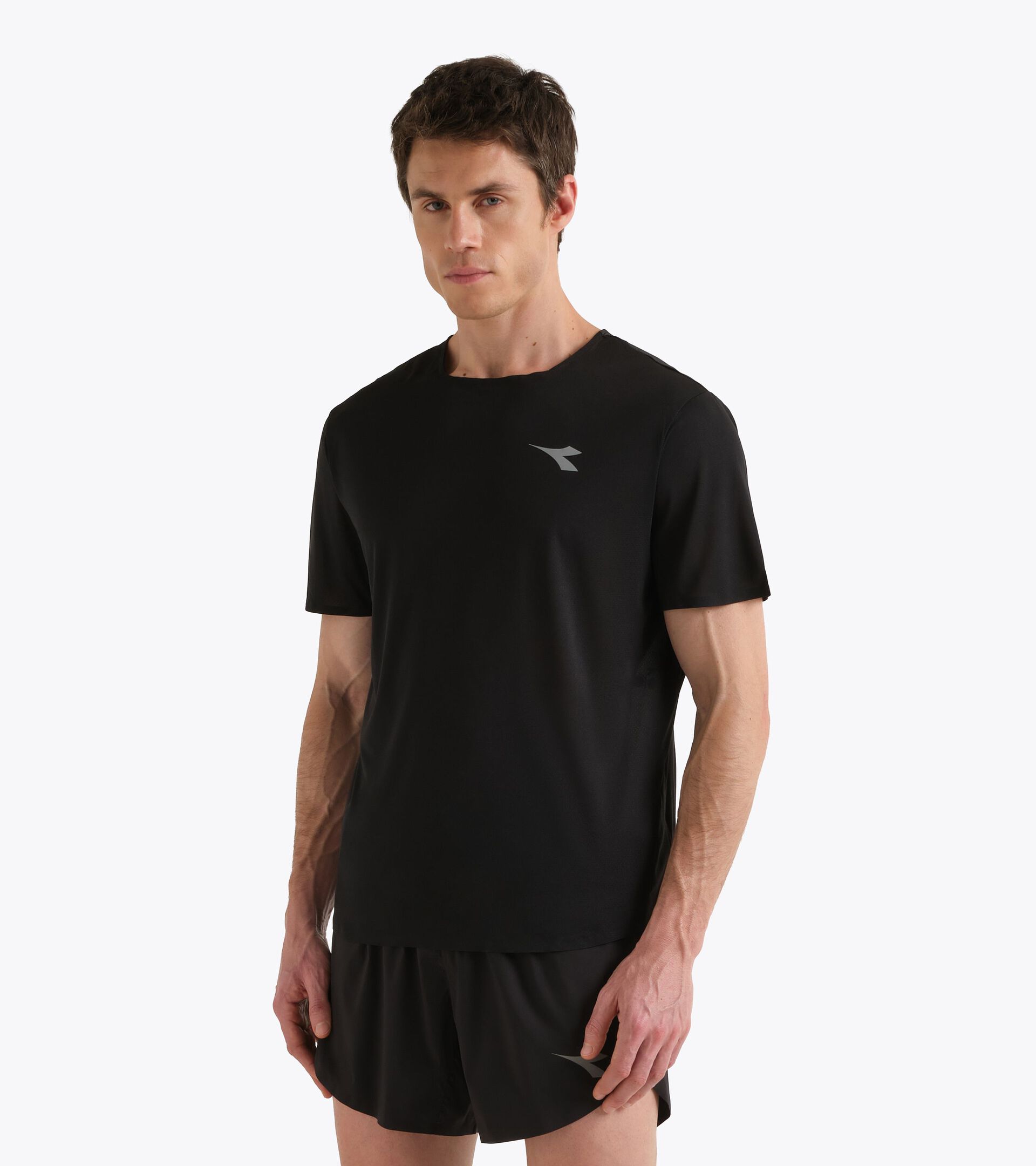 Super Light FIBRAZERO t-shirt  - Running - Men&rsquo;s SS T-SHIRT SUPER LIGHT FIBRAZERO BLACK - Diadora