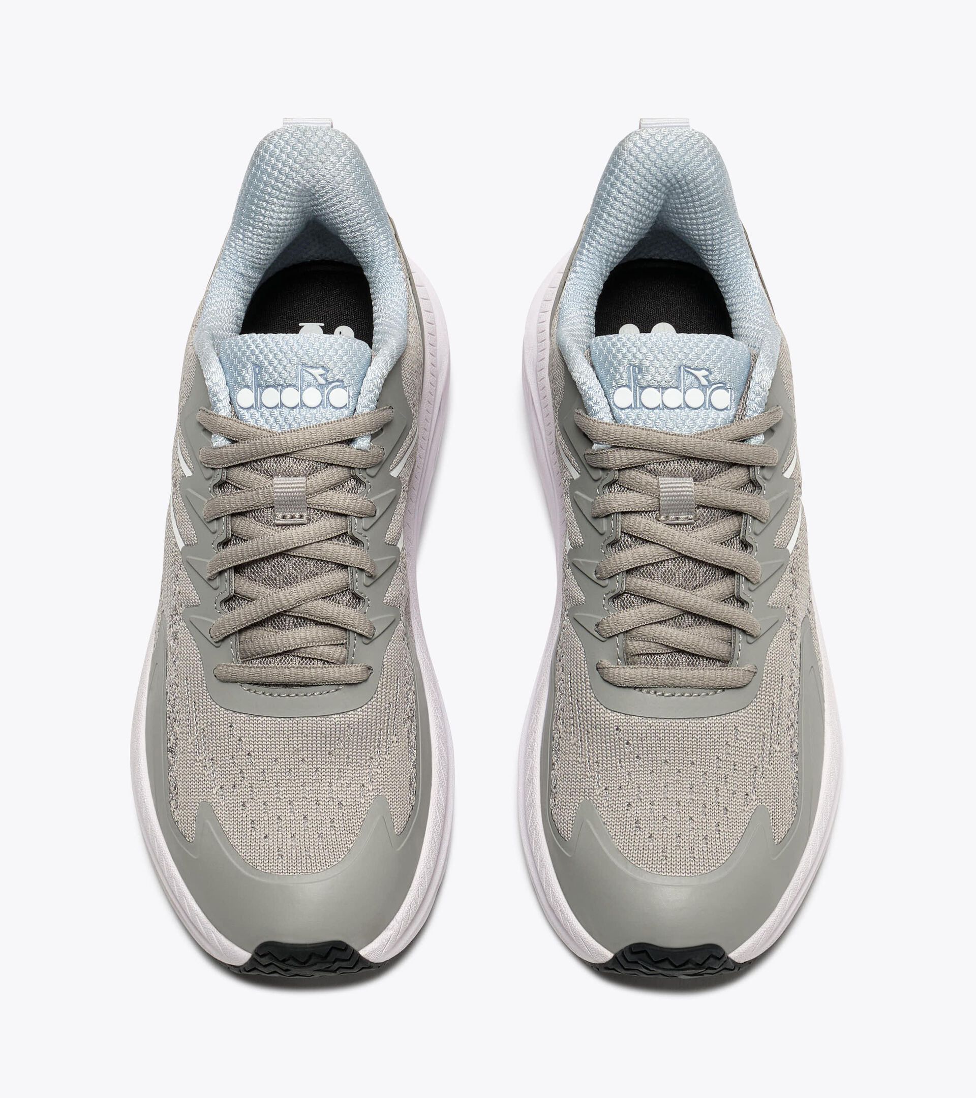 Zapatillas de senderismo - Mujer
 PASSO 6 W ARGENTO DD/BIANCO - Diadora