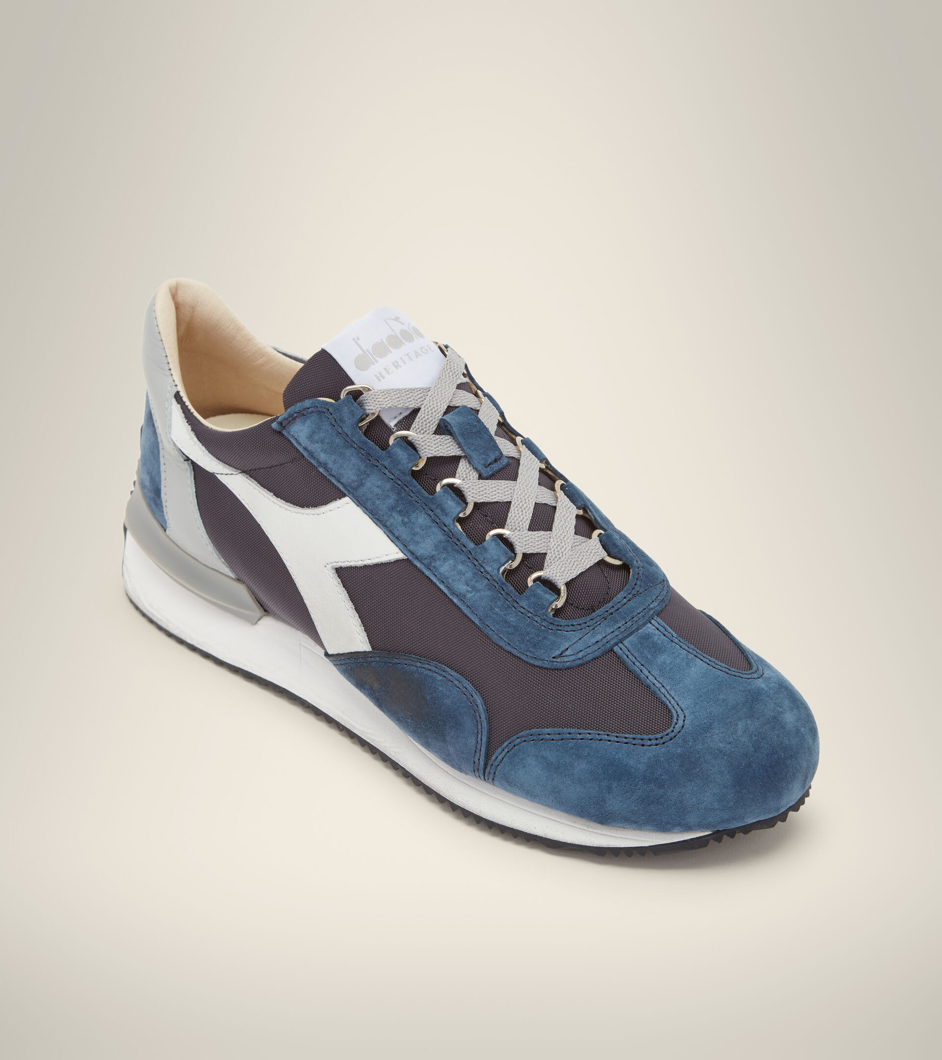 Heritage shoes - Unisex EQUIPE MAD NUBUCK SW BLUE DARK DENIM - Diadora
