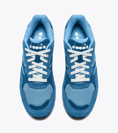 N902, DENIM SCURO/DENIM SBIADITO Zapatilla deportiva - Para todos los géneros N902 DENIM SCURO/DENIM SBIADITO - Diadora
