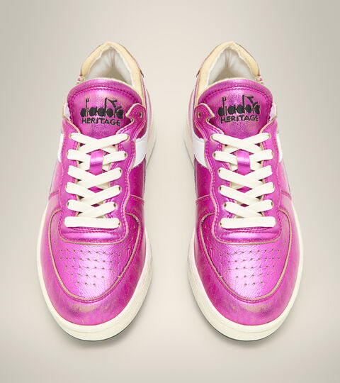 MI BASKET ROW CUT SILVER USED W, ROJO FUCSIA Zapatilla Heritage - Mujer MI BASKET ROW CUT SILVER USED W ROJO FUCSIA - Diadora