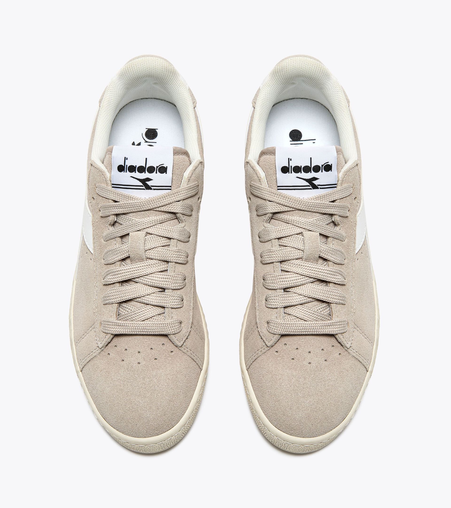 Sneaker sportiva - Per ogni genere GAME L LOW SUEDE WAXED GRIGIO ARGENTO - Diadora