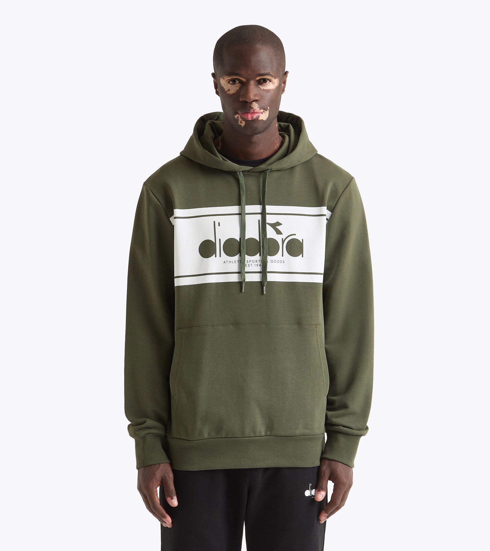 Sweat-shirt à capuche color block - Genre neutre HOODIE LOGO VERT FUSIL - Diadora