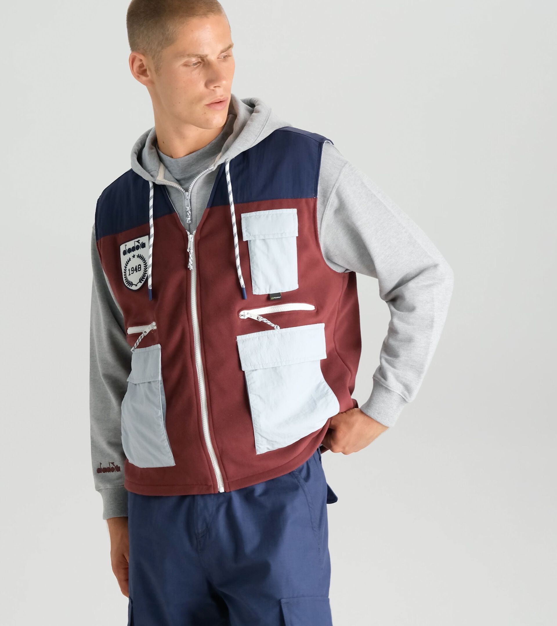 Vest with pockets - Made in italy - Gender Neutral VEST LEGACY MALAGA RD/OCEANA/HIGH RISE - Diadora