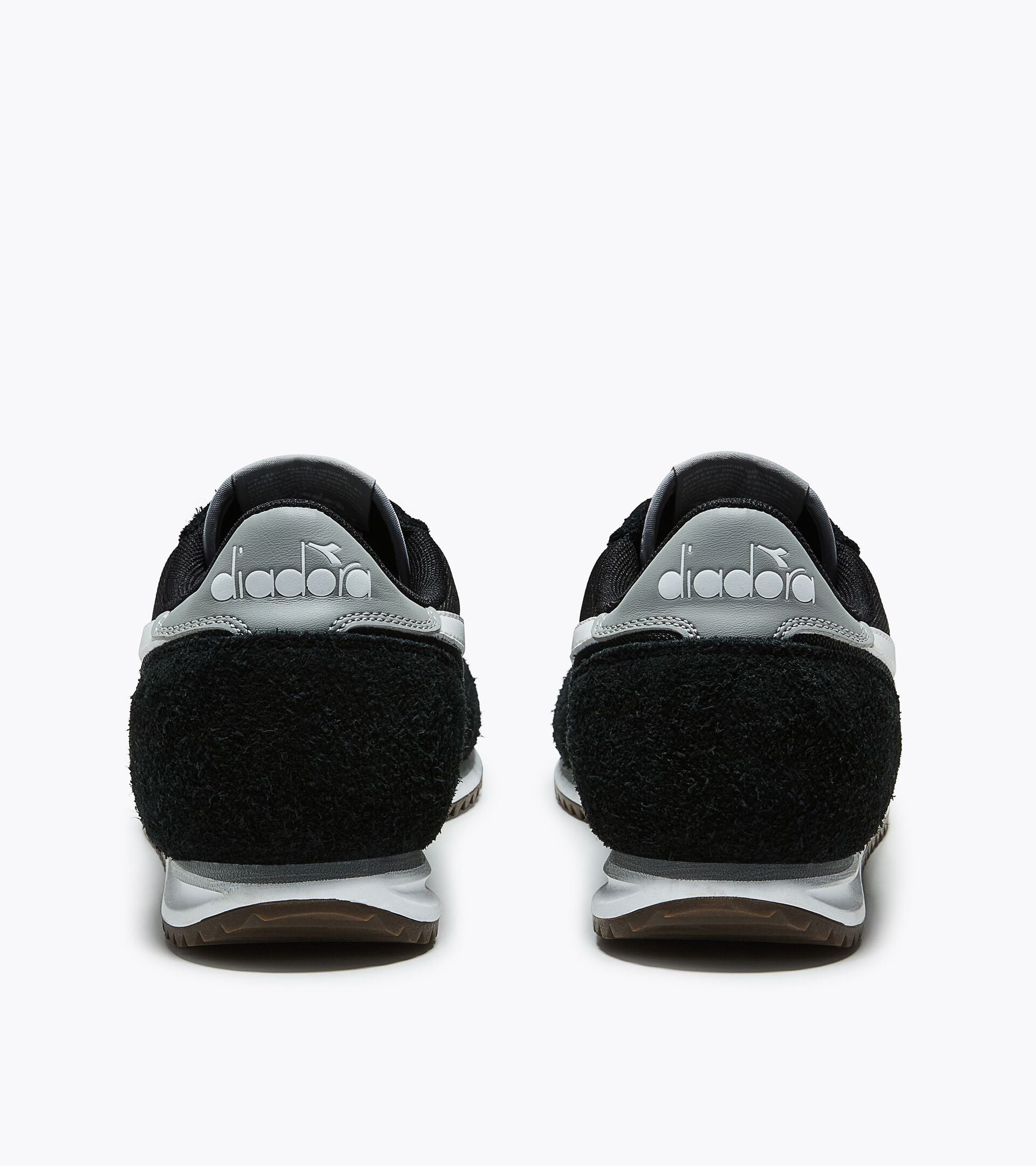 Sneakers - For every gender CROSS RAINY BLACK - Diadora