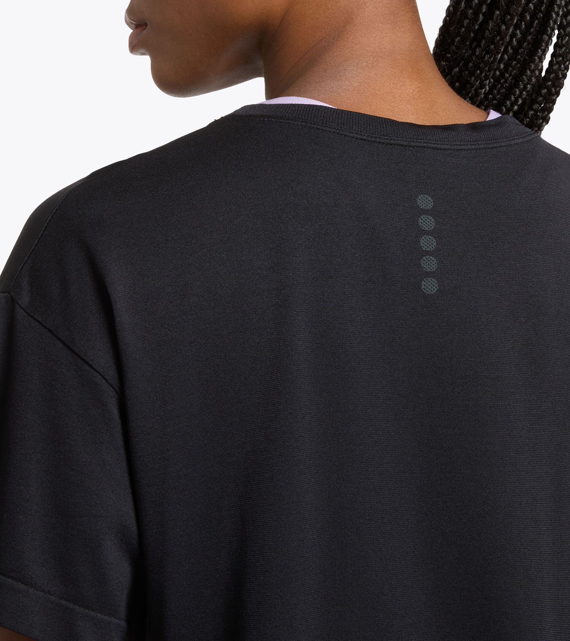Thermoregulating Technical T-shirt - STRATOUNO Running - Women&rsquo;s L. SS T-SHIRT STRATOUNO BLACK - Diadora