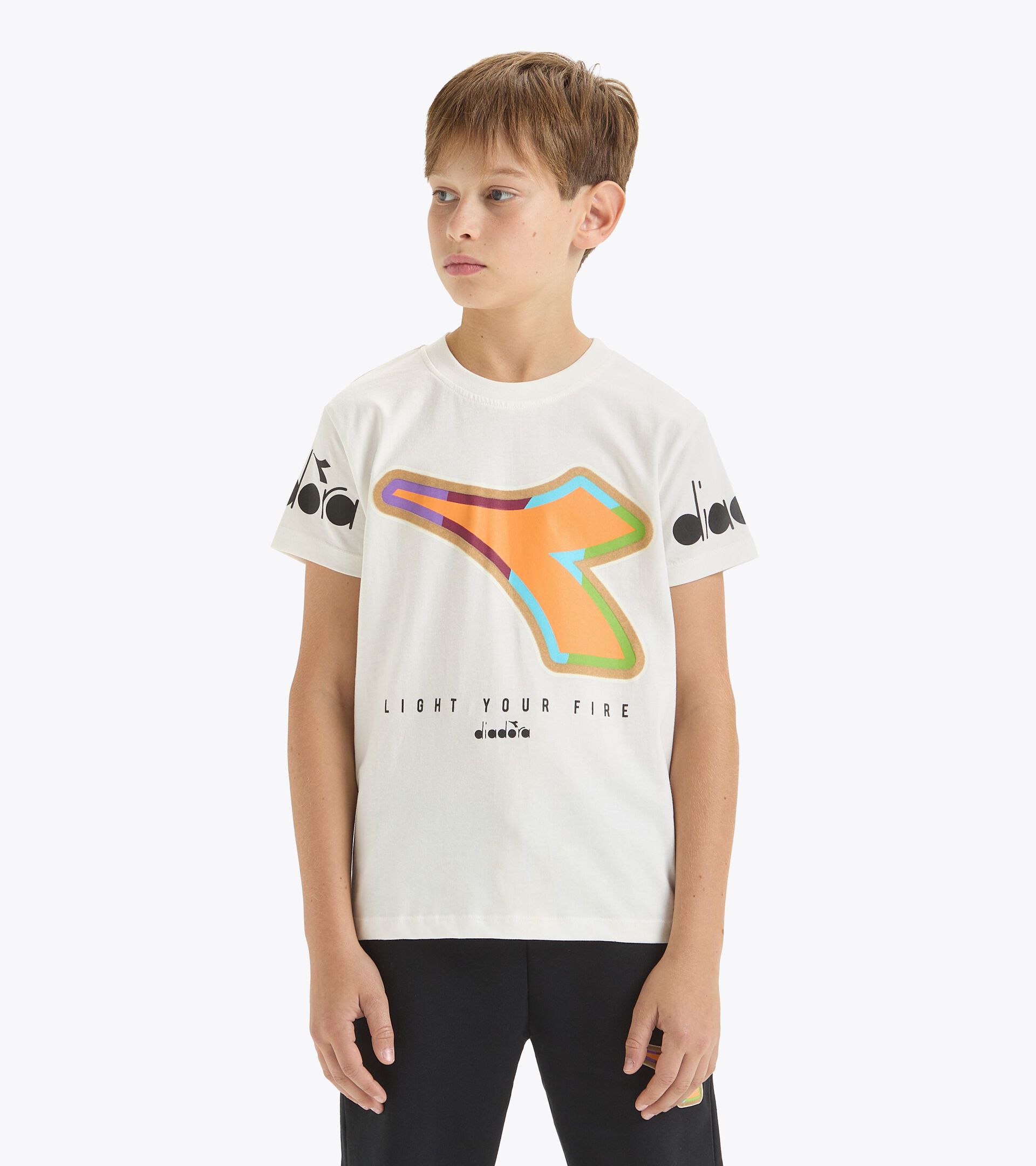 Kurzärmeliges Trikot - Jungen JB.T-SHIRT SS LOGO BOLD WOLKE CREME - Diadora