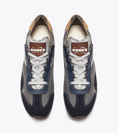 EQUIPE H DIRTY STONE WASH EVO, INSIGNIA BLUE/DREAM BLUE Heritage shoe - Gender Neutral EQUIPE H DIRTY STONE WASH EVO INSIGNIA BLUE/DREAM BLUE - Diadora
