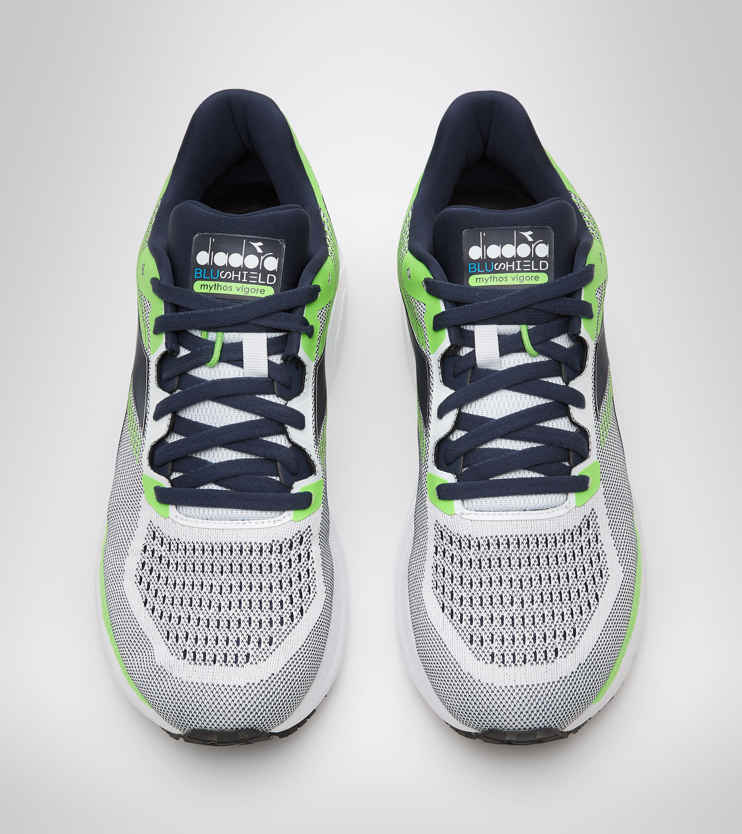 diadora running trainers