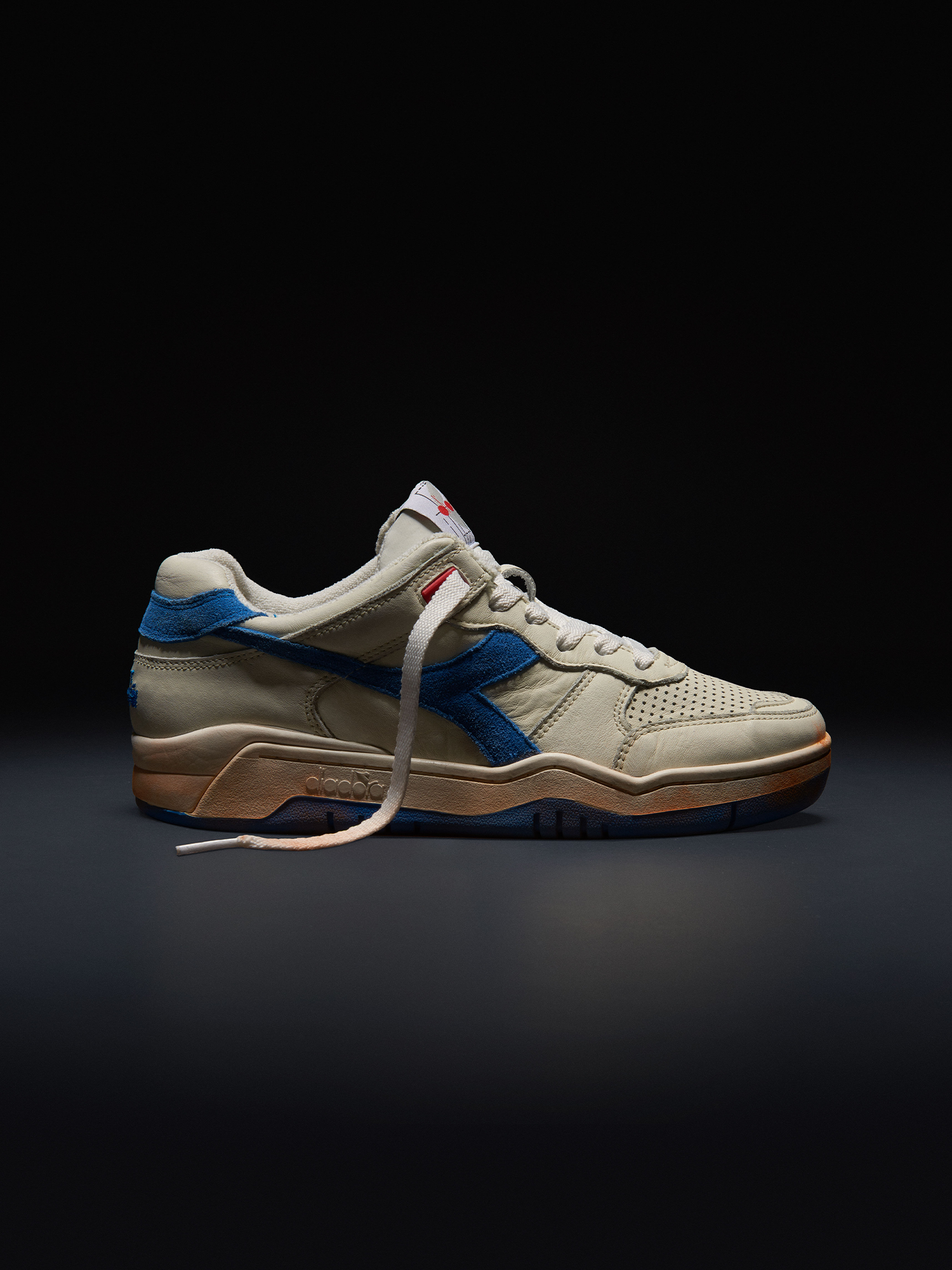 Diadora: Clothing and Accessories US