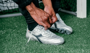 Technology Football Diadora Sport Mobile
