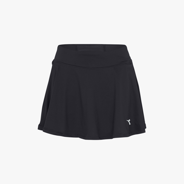 L. SKIRT COURT