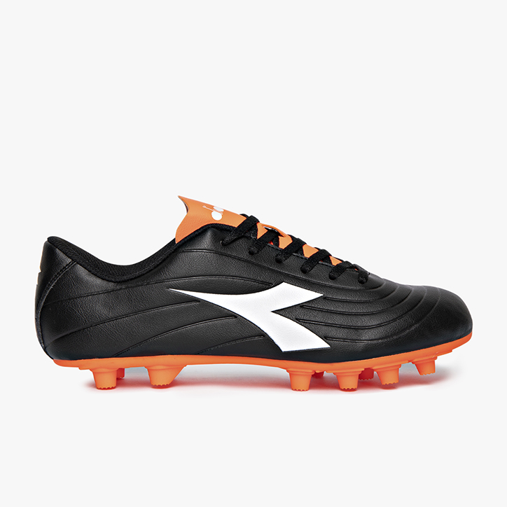 red diadora football boots