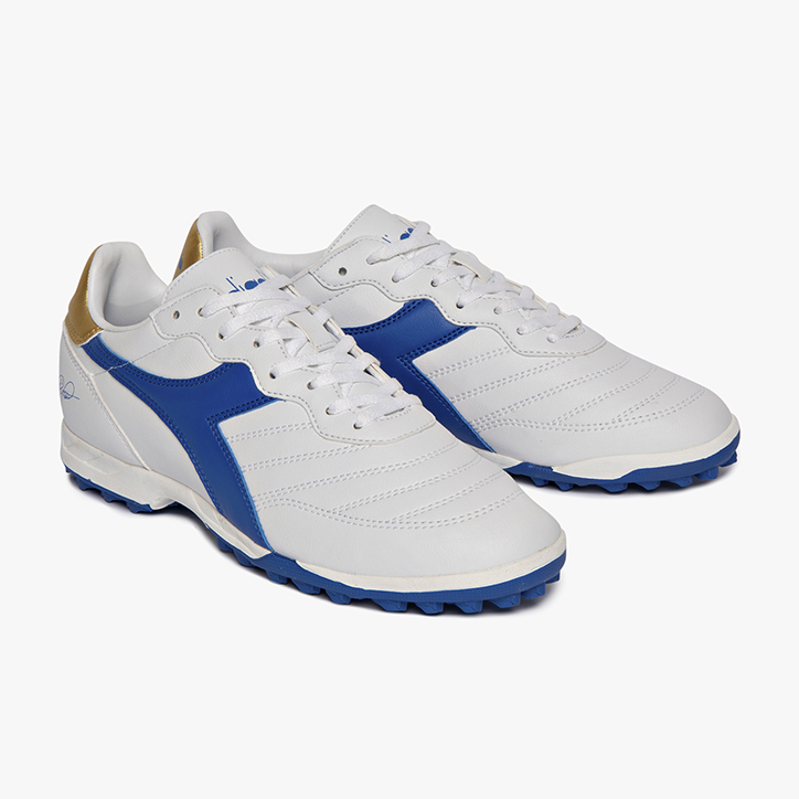 diadora astro turf trainers