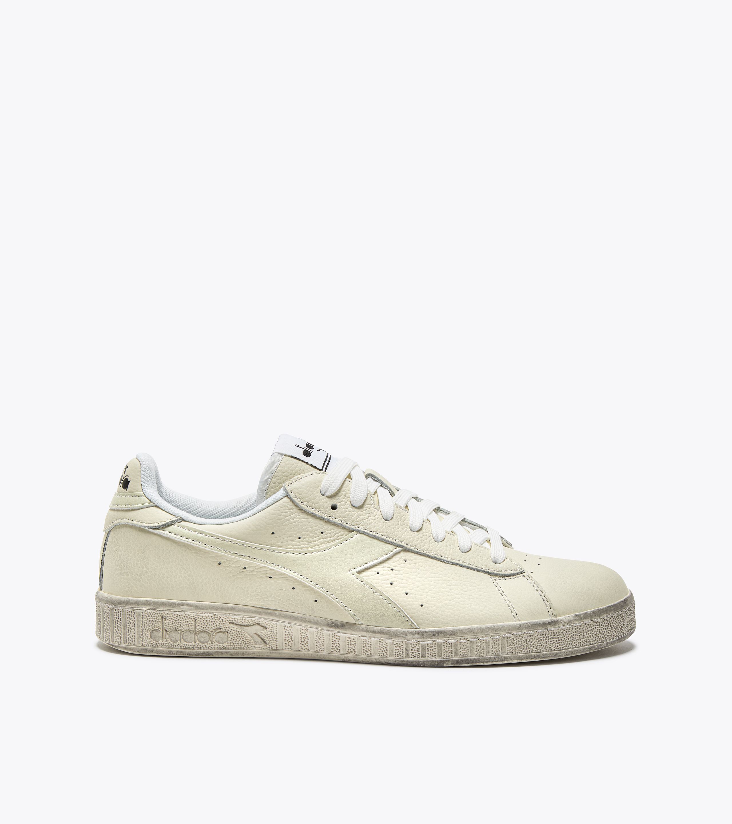 GAME L LOW WAXED Sporty sneakers - Unisex - Diadora Online Store US