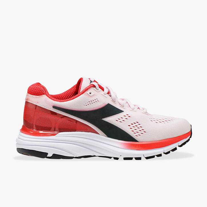 diadora mythos blushield hip 4