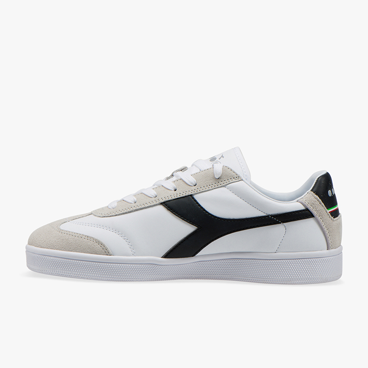 diadora kick