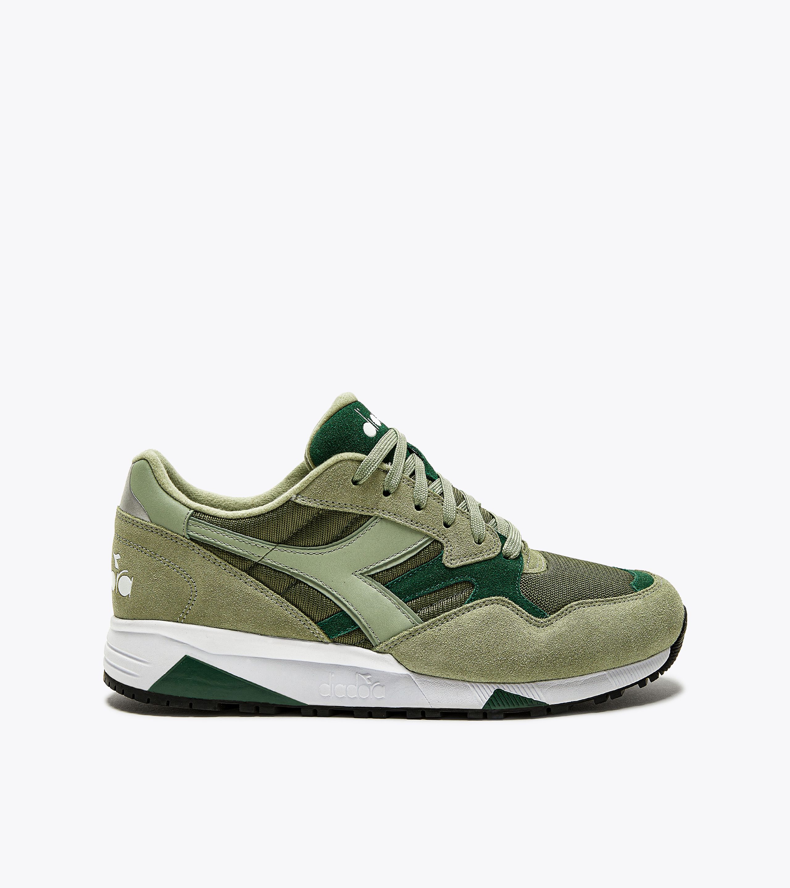 N902 Sporty sneakers - Gender neutral - Diadora Online Store US