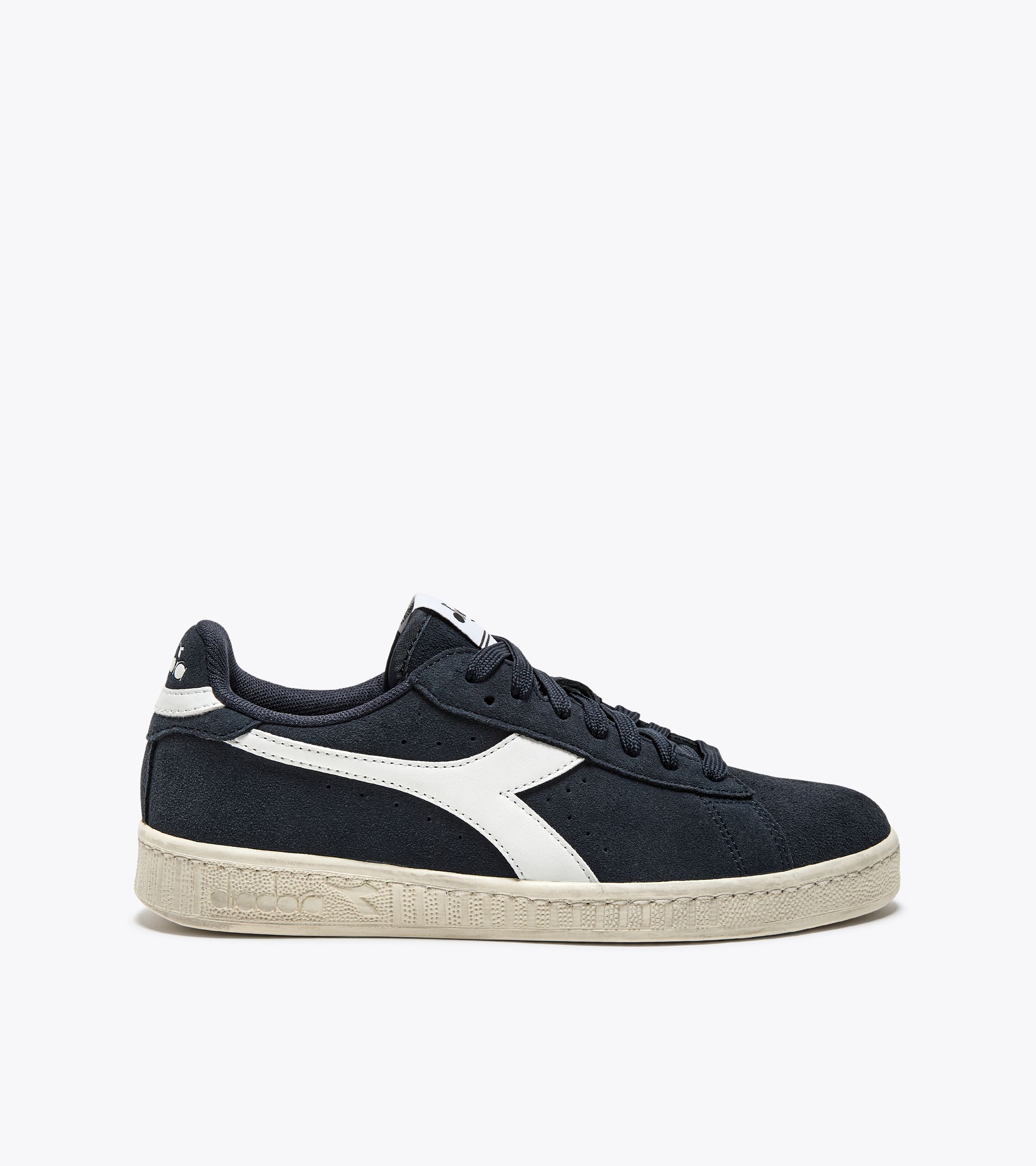 GAME L LOW SUEDE WAXED Sporty sneakers - All-Gender - Diadora