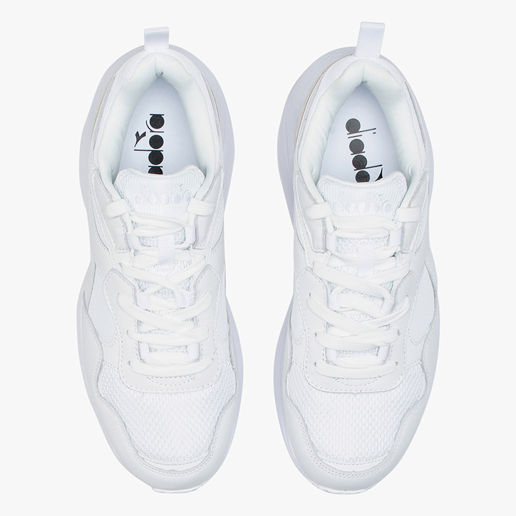 vestibilità scarpe diadora